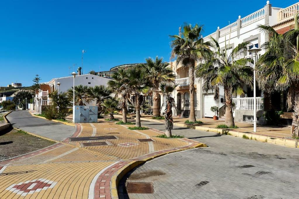 Вилла Casa De Sueno En La Playa Адра Экстерьер фото